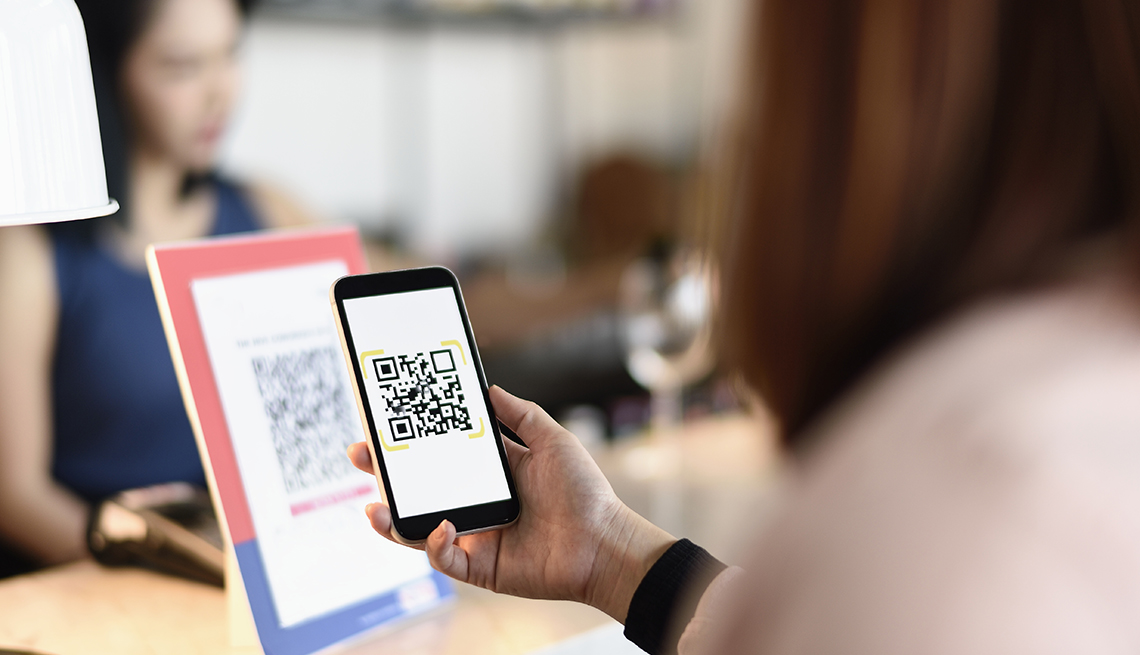 How to scan QR code with android phone