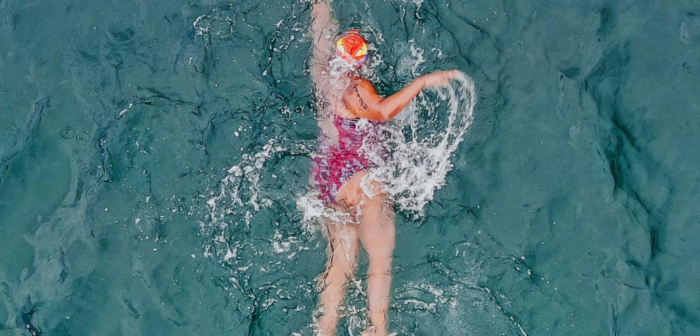 7 Pro Tips for How to Swim Faster