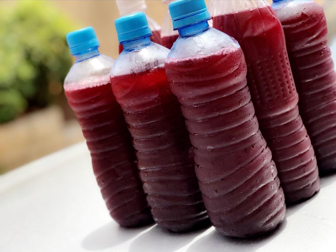 How to make zobo drinks yourself at home